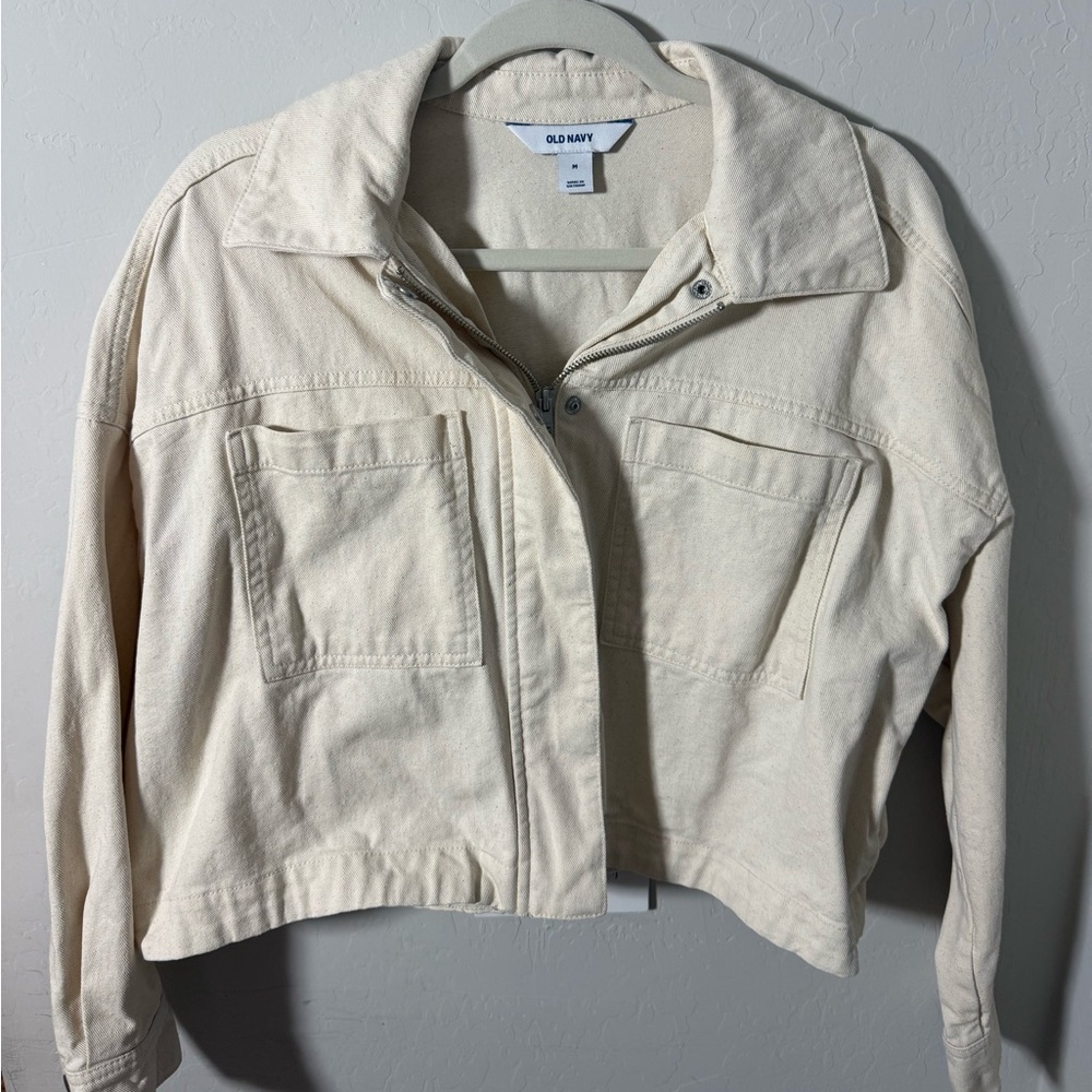 Old Navy Canvas Crop Utility Jacket size medium.